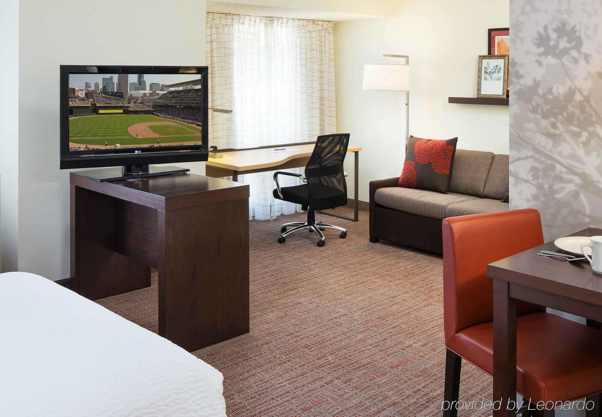 Residence Inn Minneapolis Downtown/City Center Экстерьер фото